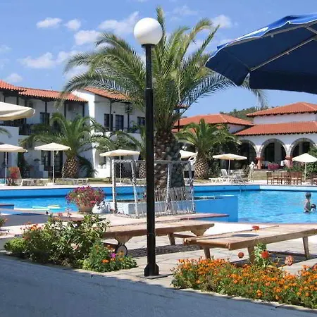 Semesteranläggning (resort) Assa Maris 4*